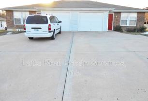 805 Johnson Cir #A - Photo 1 of 1