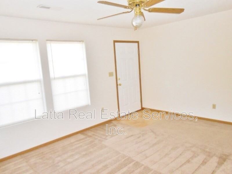 805 Johnson Cir #A - Photo 4 of 5