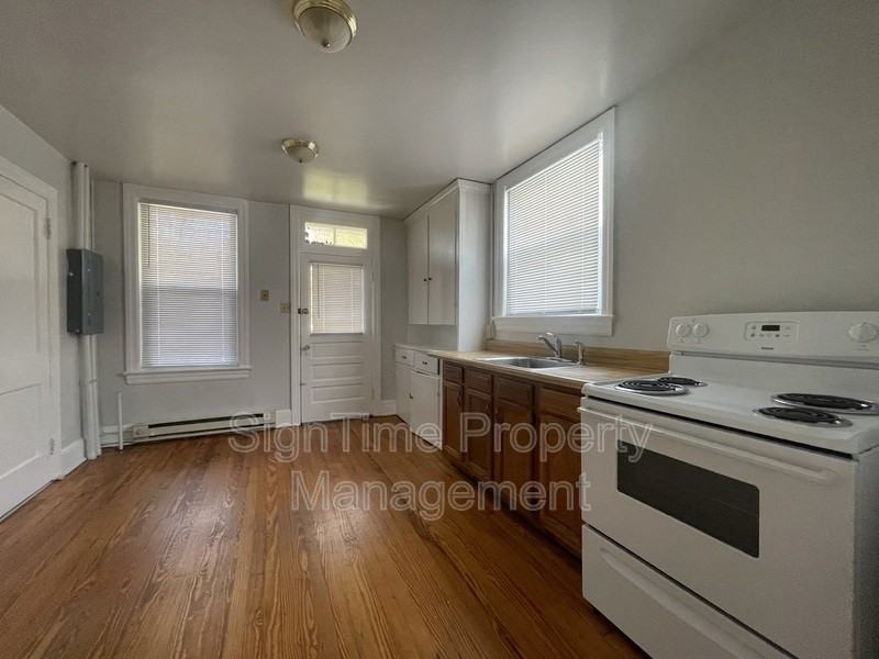 113B S Mulberry St - Photo 3 of 11