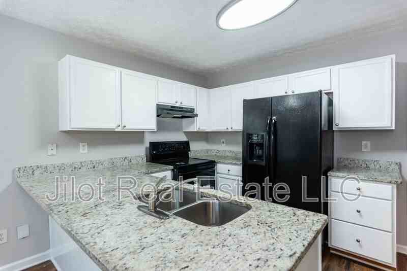 218 Matthew Ln - Photo 5 of 32