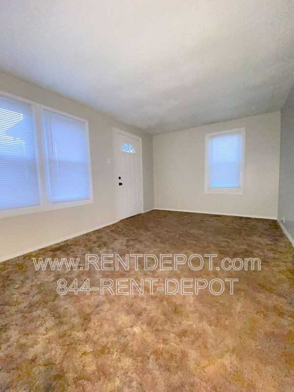 1231 E Illinois St - Photo 2 of 10