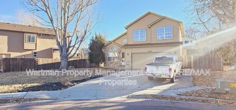 6555 Holt Dr - Photo 3 of 26