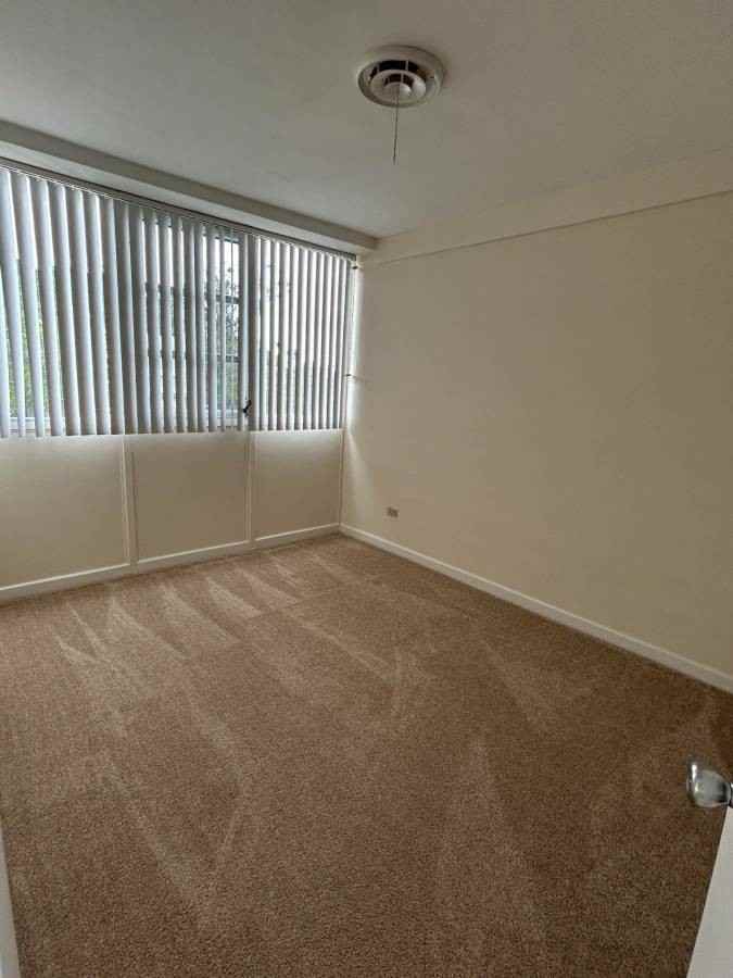 305 - Edgewood Place LP - Photo 6 of 40