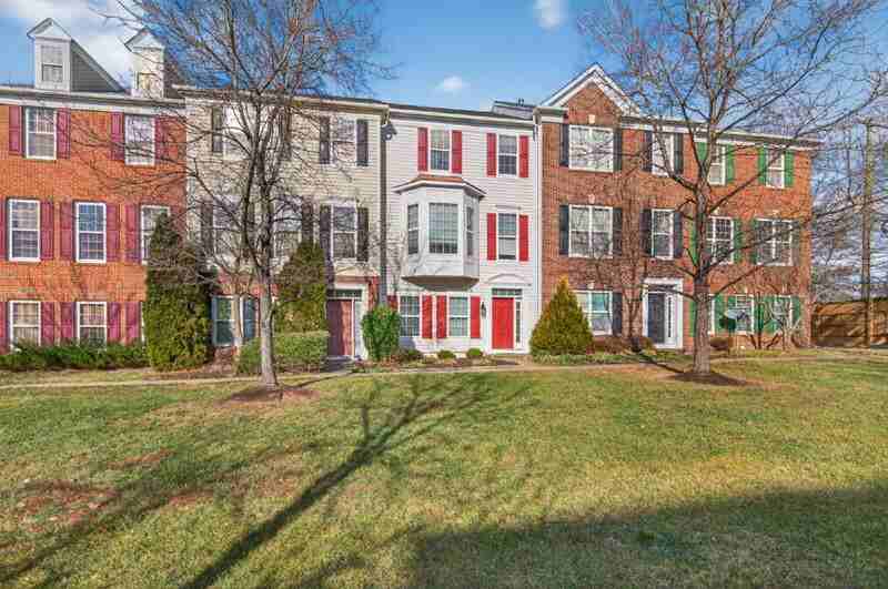 5023 Village Fountain Pl - Photo 2 of 26