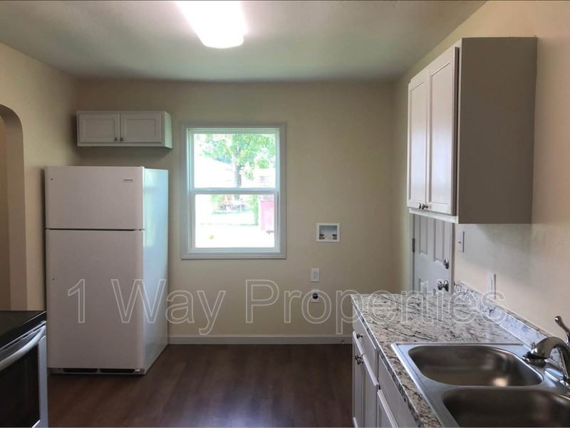 804 Garden Rd #804-1-2 - Photo 6 of 13