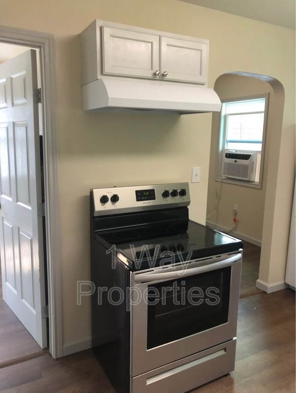 804 Garden Rd #804-1-2 - Photo 7 of 13