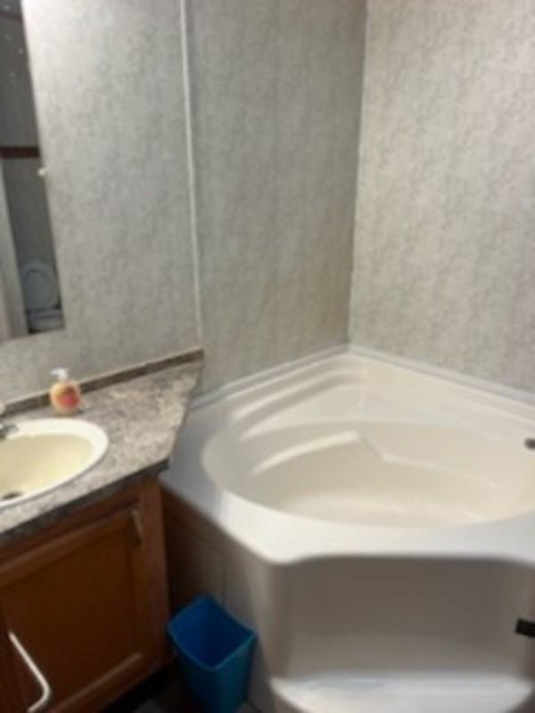 19755 38th St - Photo 3 of 12