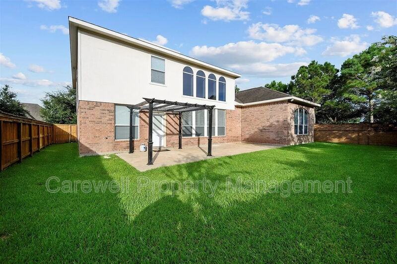 10907 Lombardia Ct - Photo 3 of 42