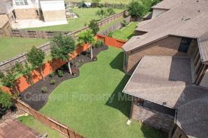 featured image of 3410 Herons Pointe Ln