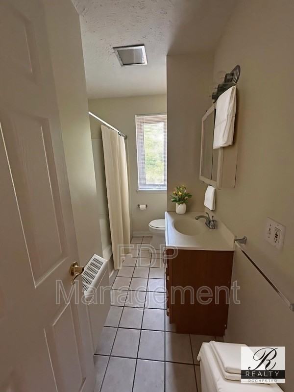 610 East Ave #10 - Photo 5 of 10