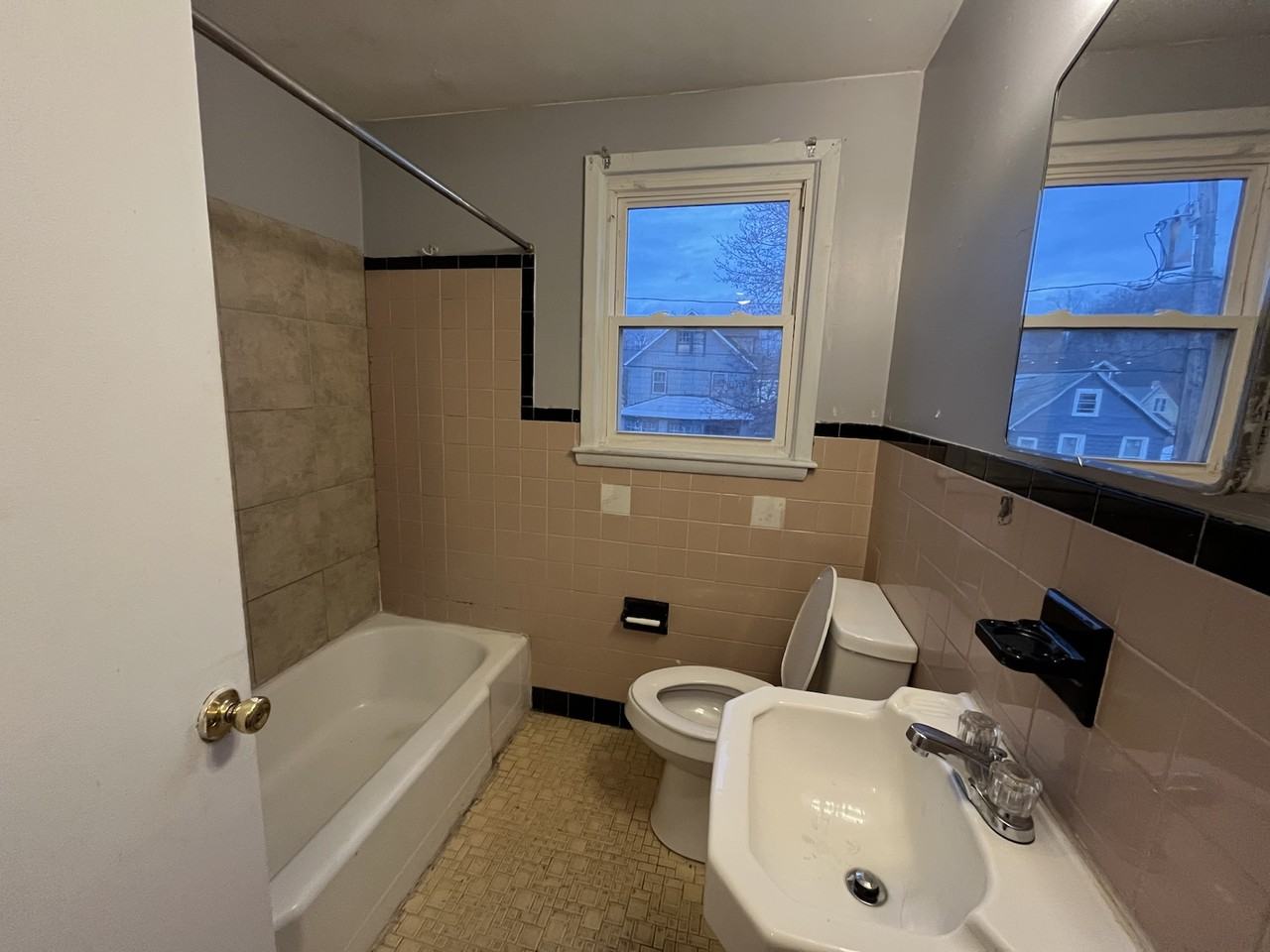 405 Fitch St #4 - Photo 6 of 7