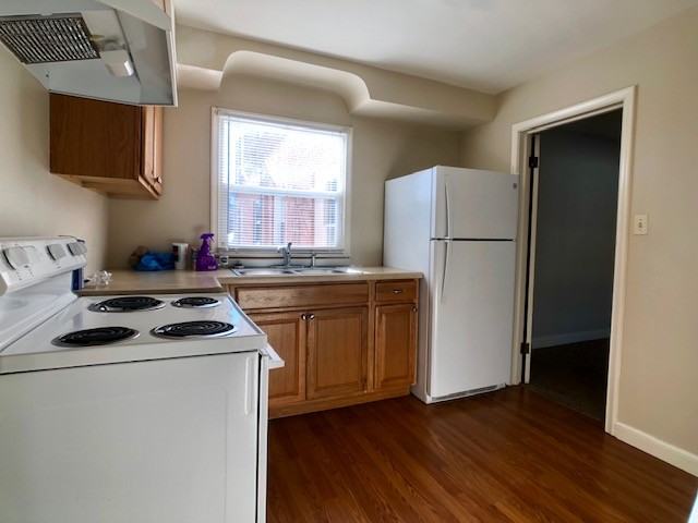 275 Bartley Avenue - Photo 2 of 7