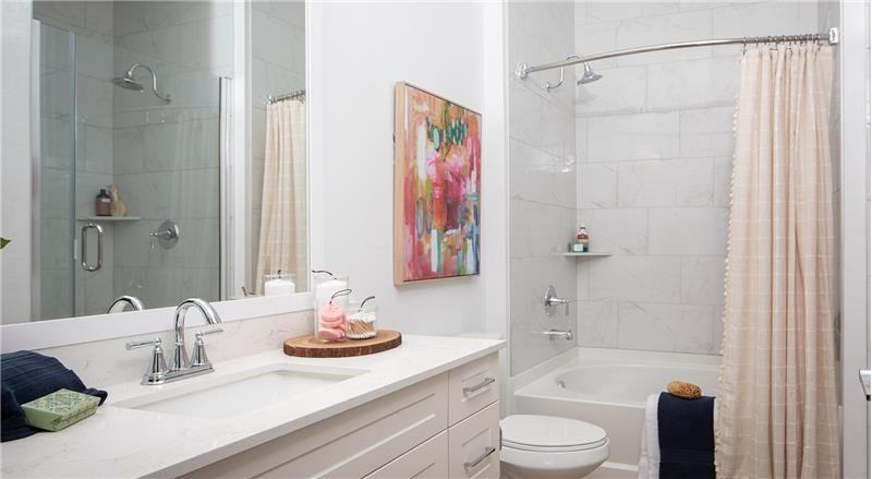 Frontier Cv - Photo 3 of 32