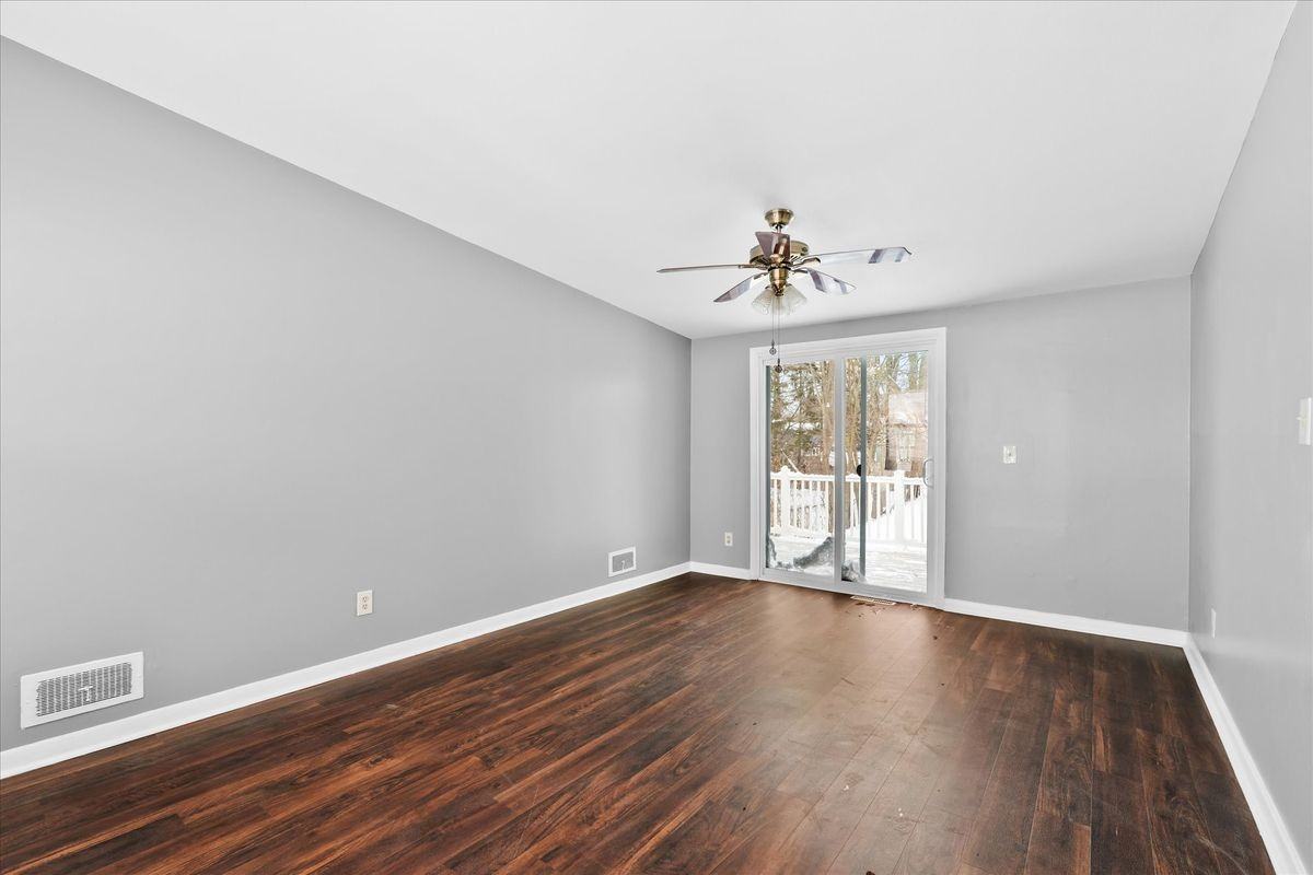 941 Jamesville Ave - Photo 7 of 50