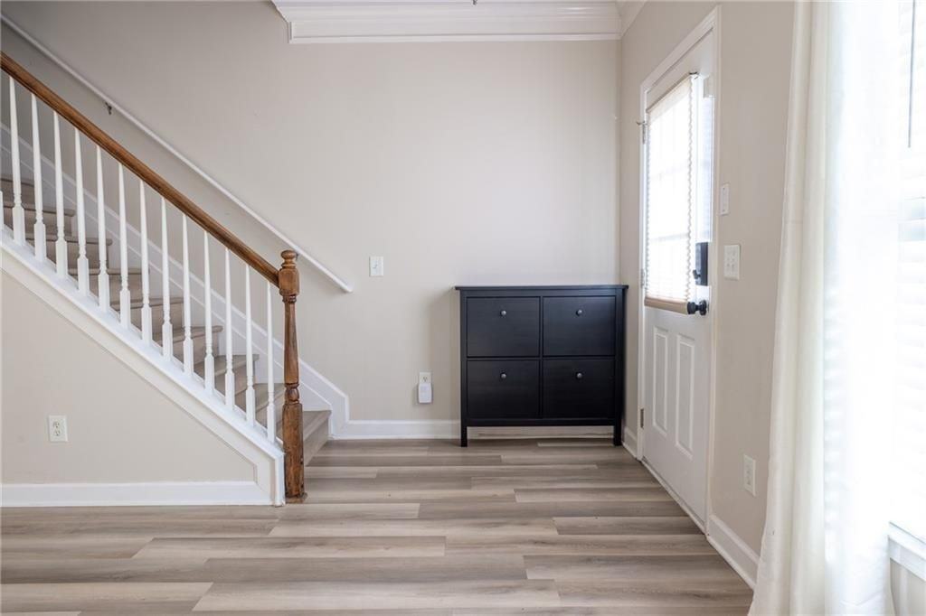 1232 Harris Commons Pl - Photo 4 of 26