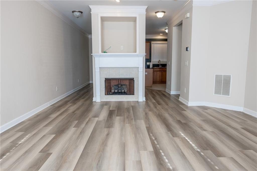 1232 Harris Commons Pl - Photo 6 of 26