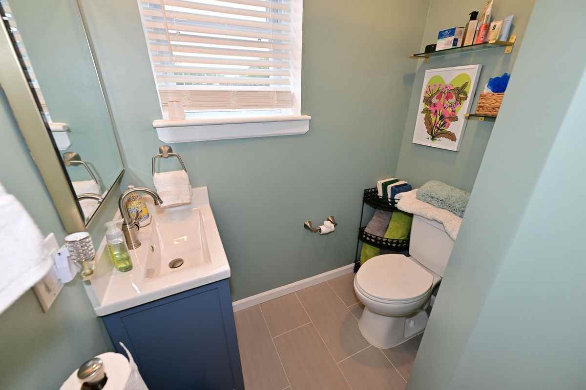 2447 N 54th St - Photo 7 of 11