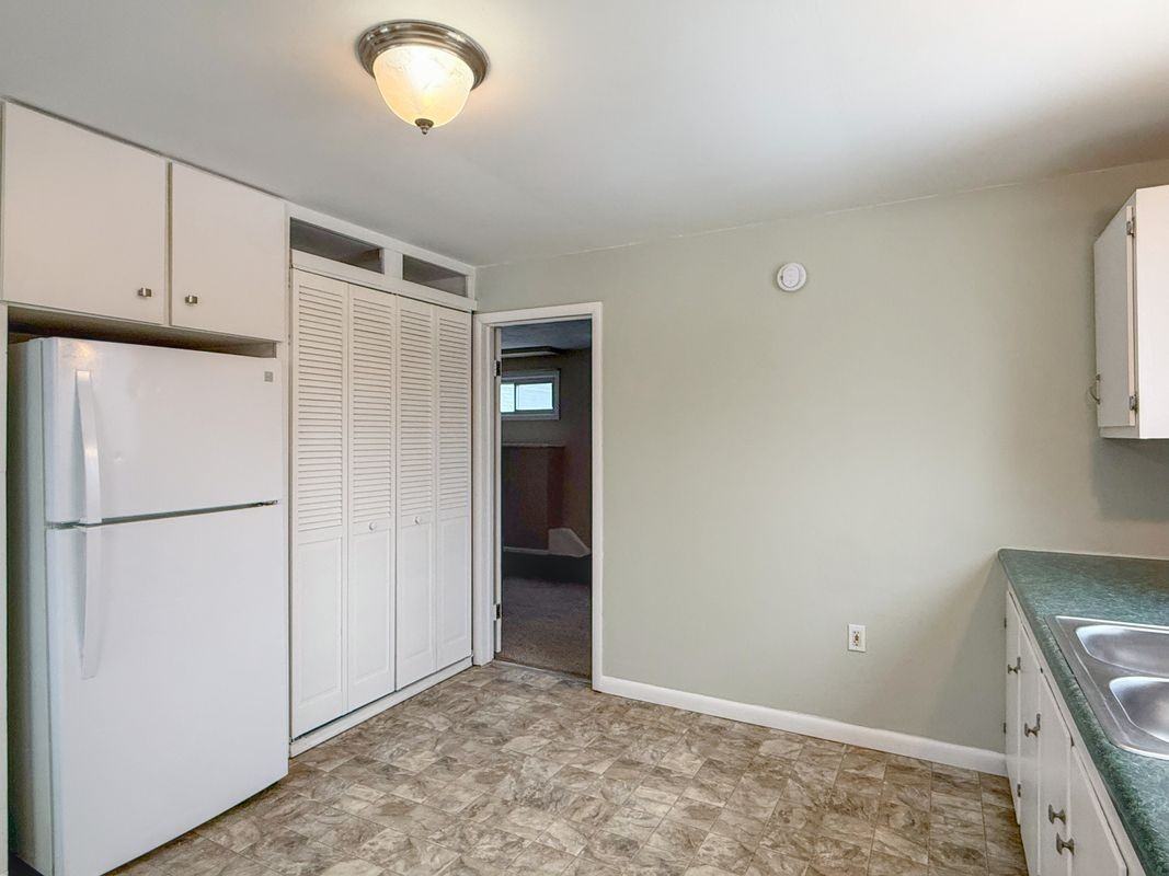 2653 W Seneca Tpke - Photo 3 of 23