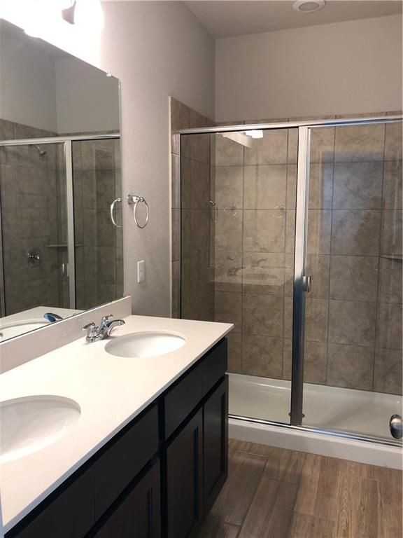 2553 Pecan Island Dr - Photo 3 of 4