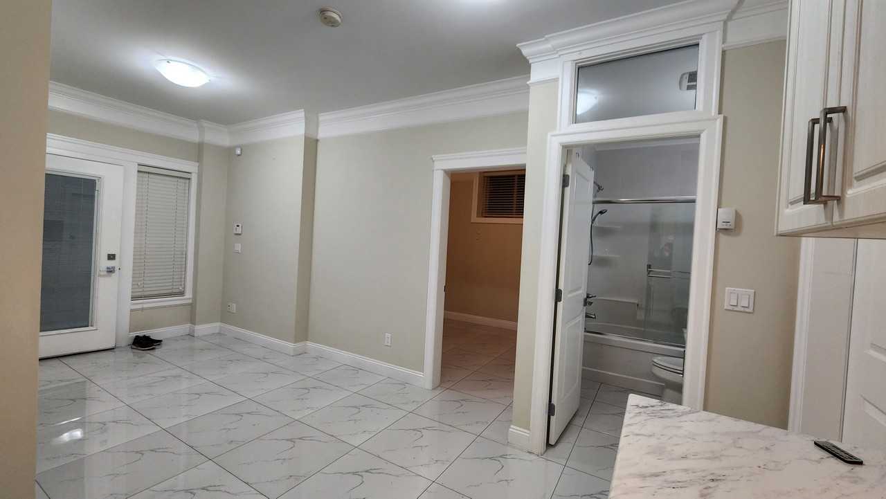 6008 McKee Street - Photo 5 of 13