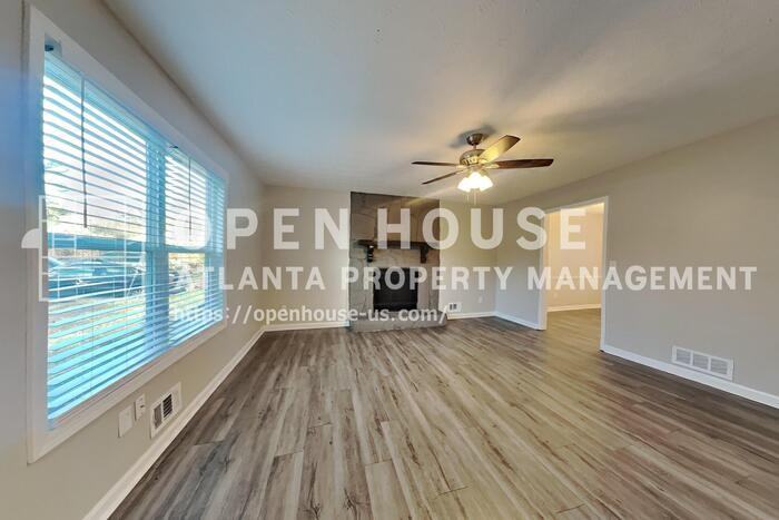 524 Mephisto Cir - Photo 4 of 21