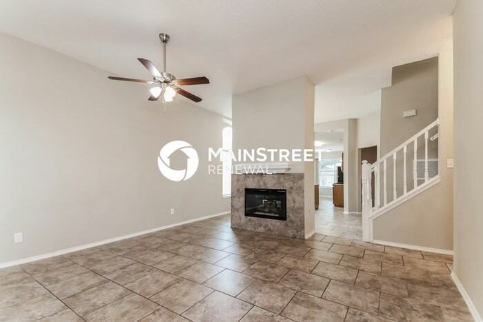 1521 Cool Springs Dr - Photo 4 of 16