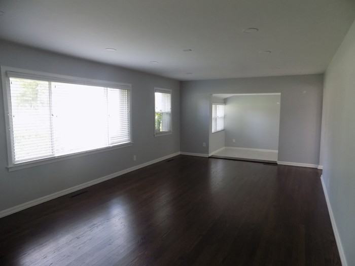 3565 Crooks Rd - Photo 4 of 19