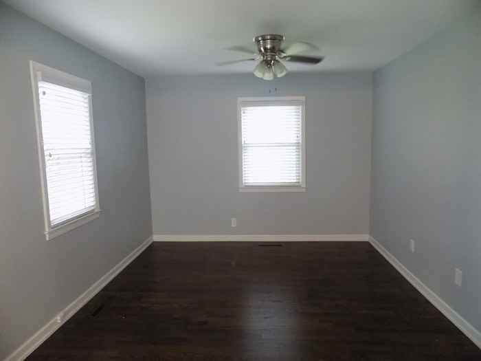 3565 Crooks Rd - Photo 6 of 19