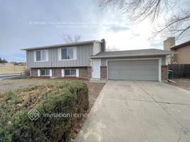 featured image of 16692 E Gunnison Pl