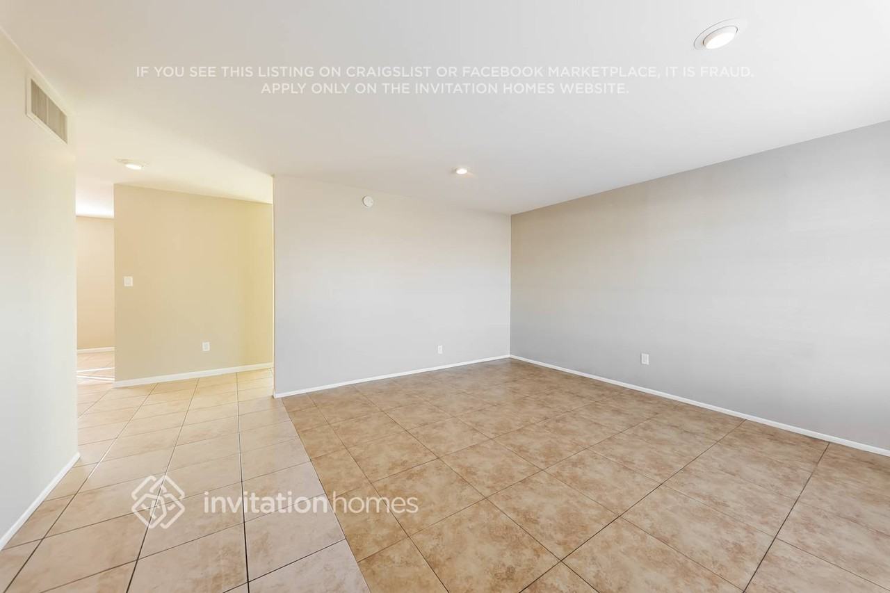 3335 W Mclellan Blvd - Photo 6 of 17