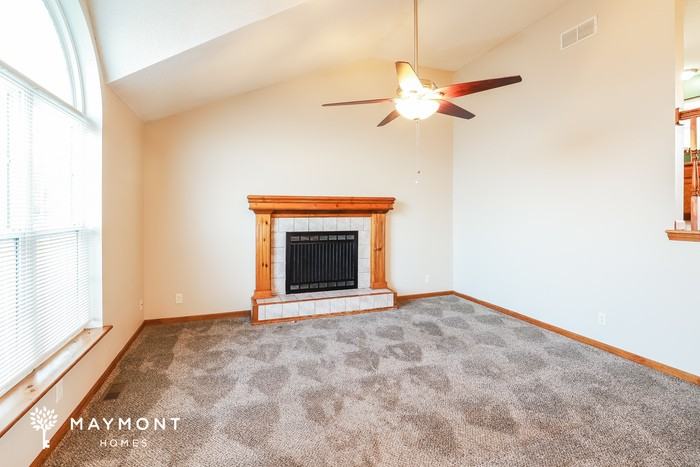 2110 Glenside Rd - Photo 7 of 15