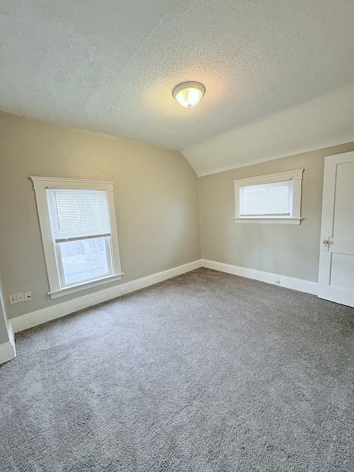 3354 W 88th St - Photo 6 of 16