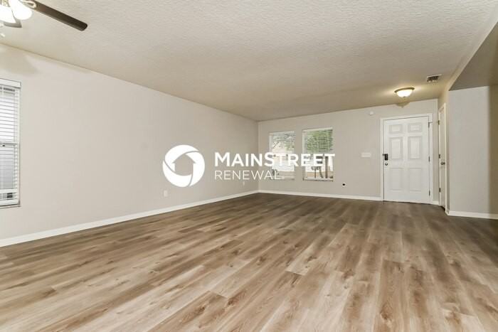 310 Crichton St - Photo 3 of 16