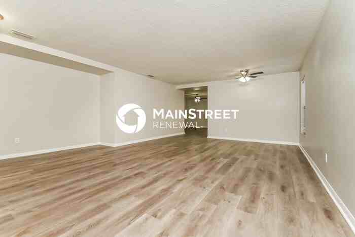 310 Crichton St - Photo 4 of 16