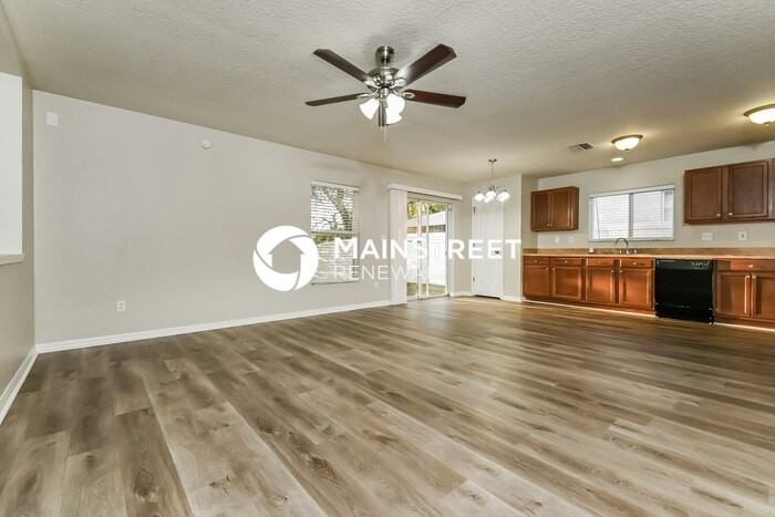 310 Crichton St - Photo 6 of 16