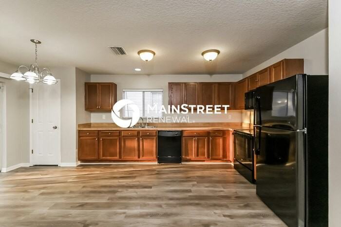 310 Crichton St - Photo 7 of 16