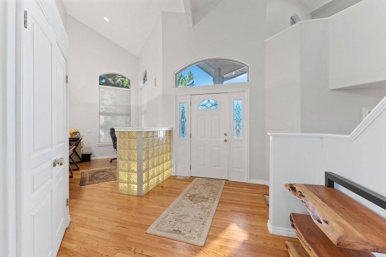 2586 E 6710 S #NA - Photo 2 of 29