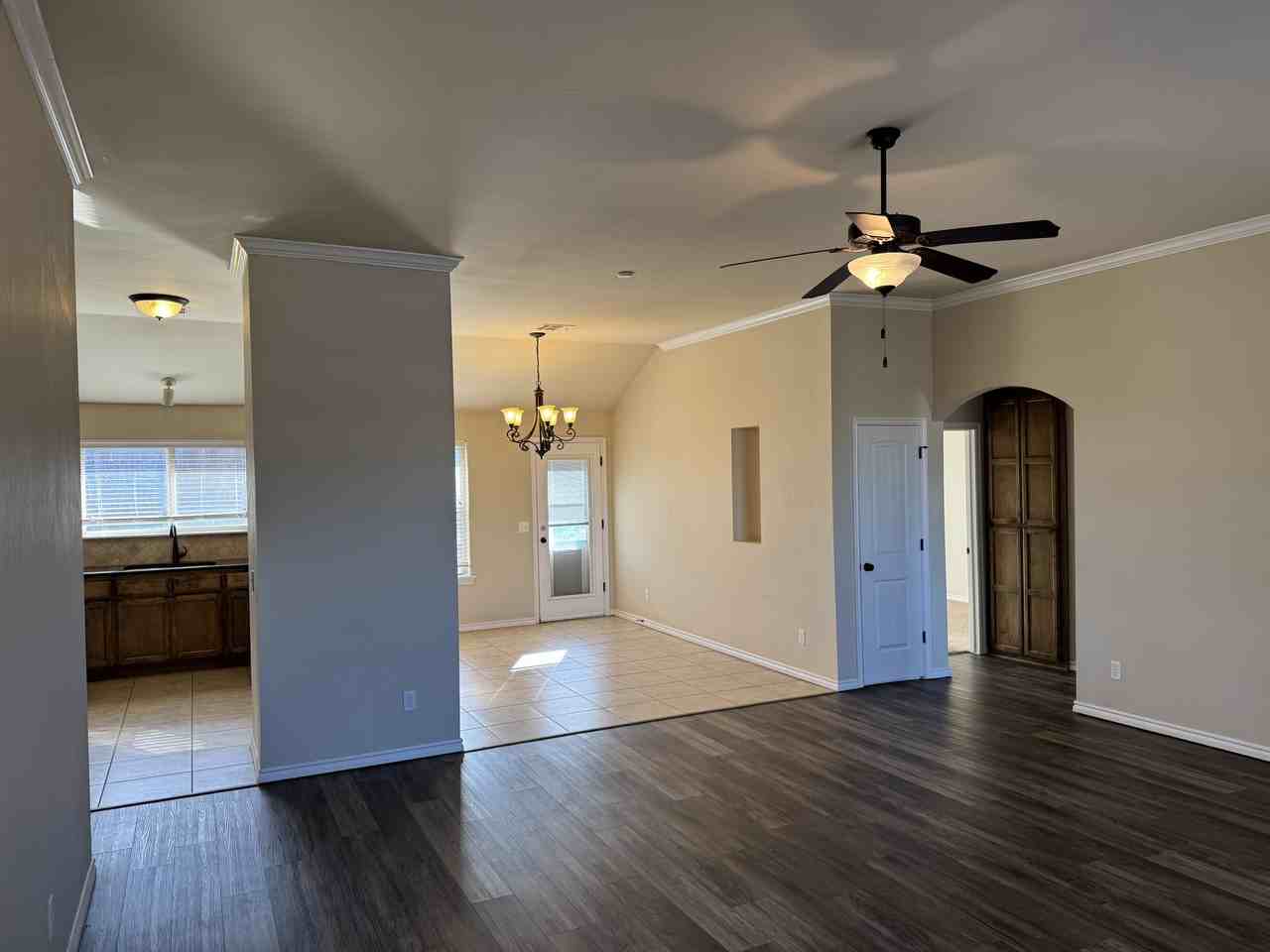 6900 Nw 157th St #NA - Photo 2 of 14