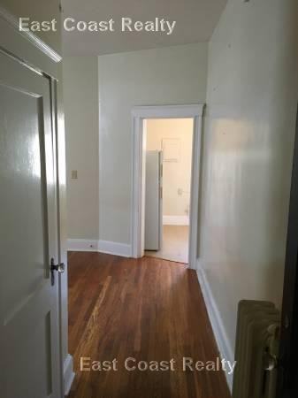 223 Essex St #36 - Photo 3 of 4