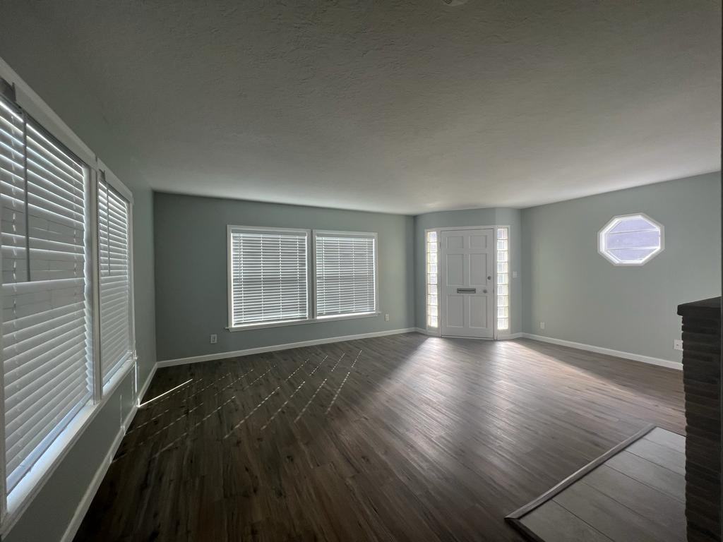 3618 Chestnut St #1 - Photo 2 of 13