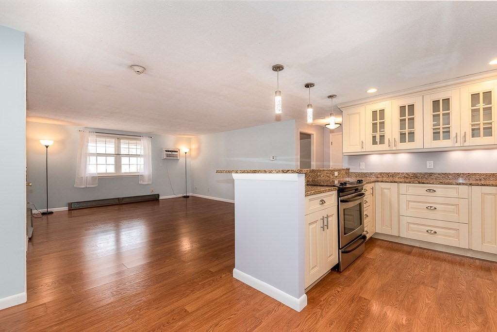 91 Pleasant St #B9 - Photo 3 of 13