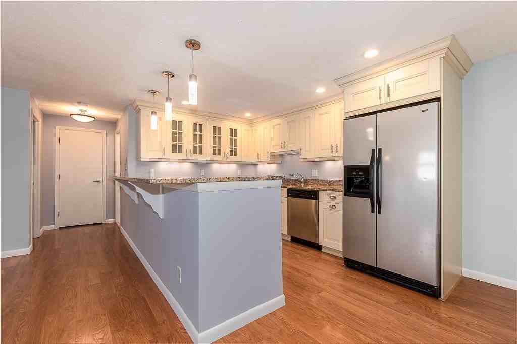 91 Pleasant St #B9 - Photo 4 of 13