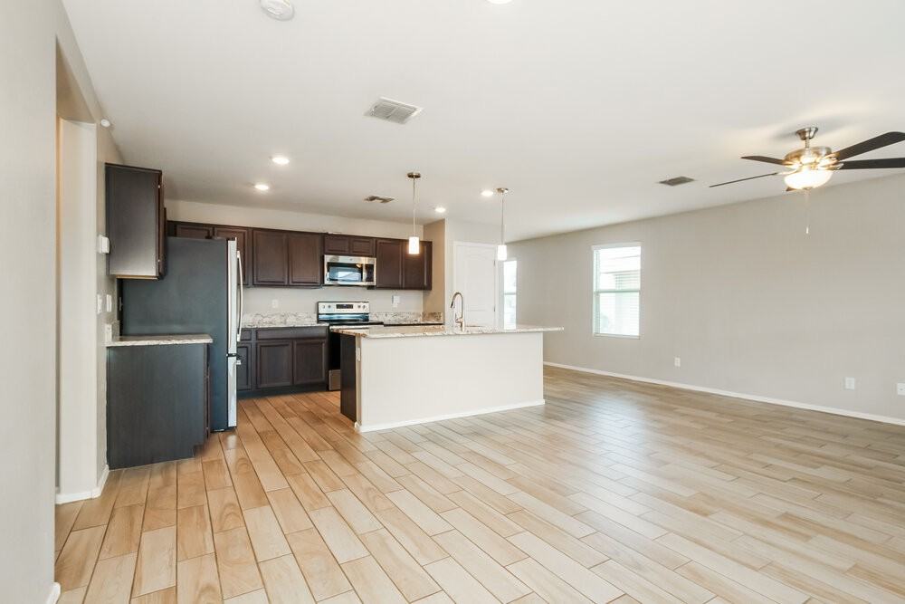 25773 W Euclid Ave - Photo 5 of 16