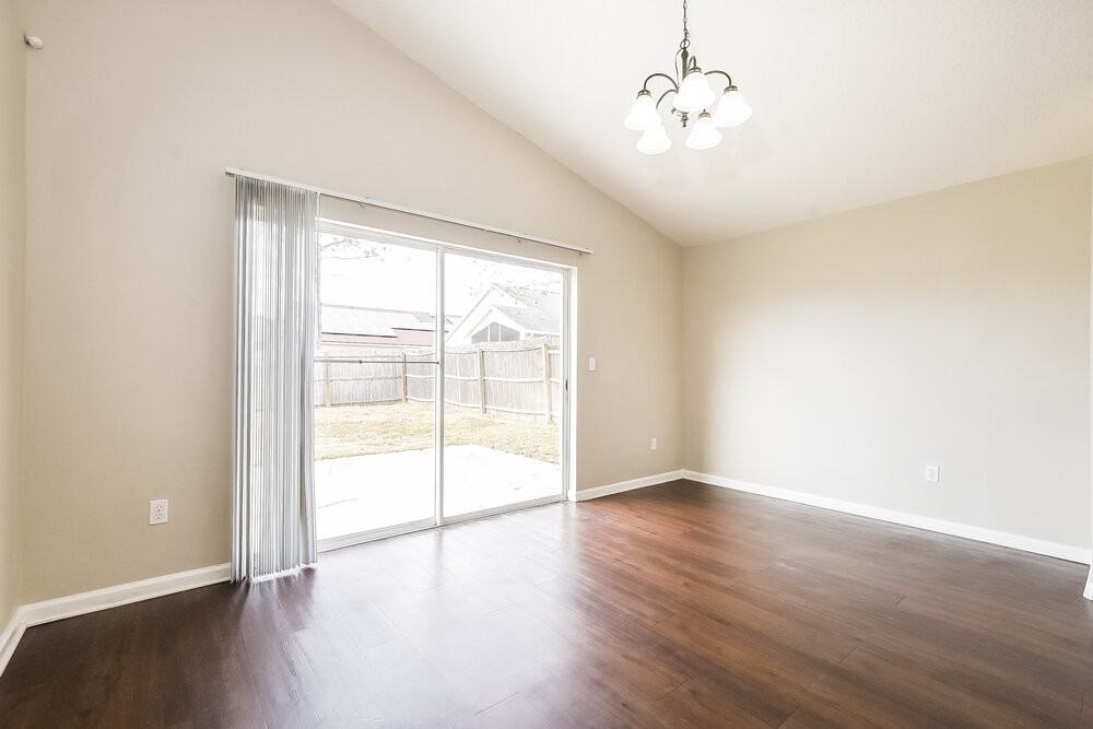 2856 Snowy Owl Ct - Photo 5 of 16