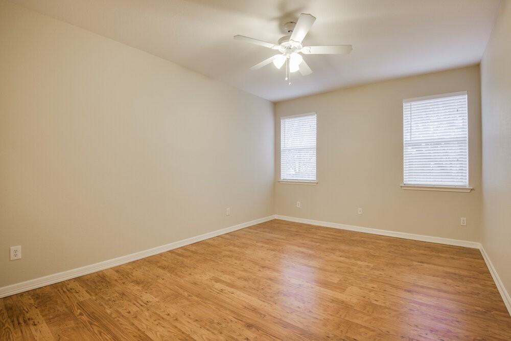 3821 Willowick Cir - Photo 6 of 10