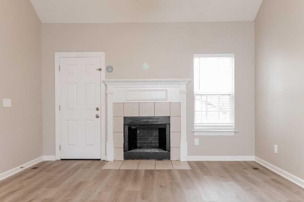 1774 Lucille Ln - Photo 4 of 16