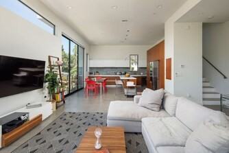 1616 Amherst Ave #NA - Photo 3 of 20