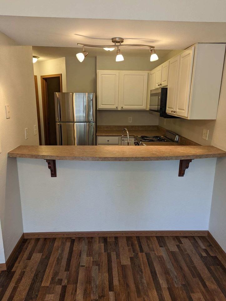 1505 W 25th Ct #B7 - Photo 2 of 16