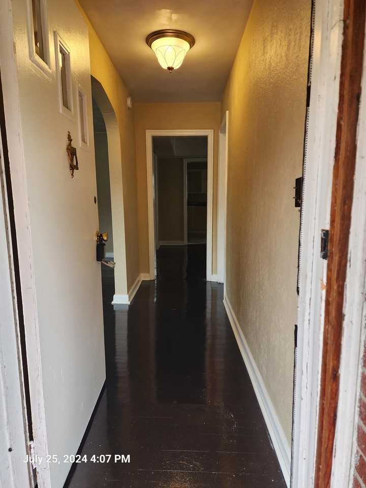 2804 Mapleton Ave #1 - Photo 3 of 24