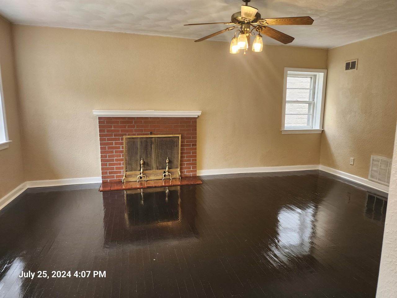 2804 Mapleton Ave #1 - Photo 4 of 24